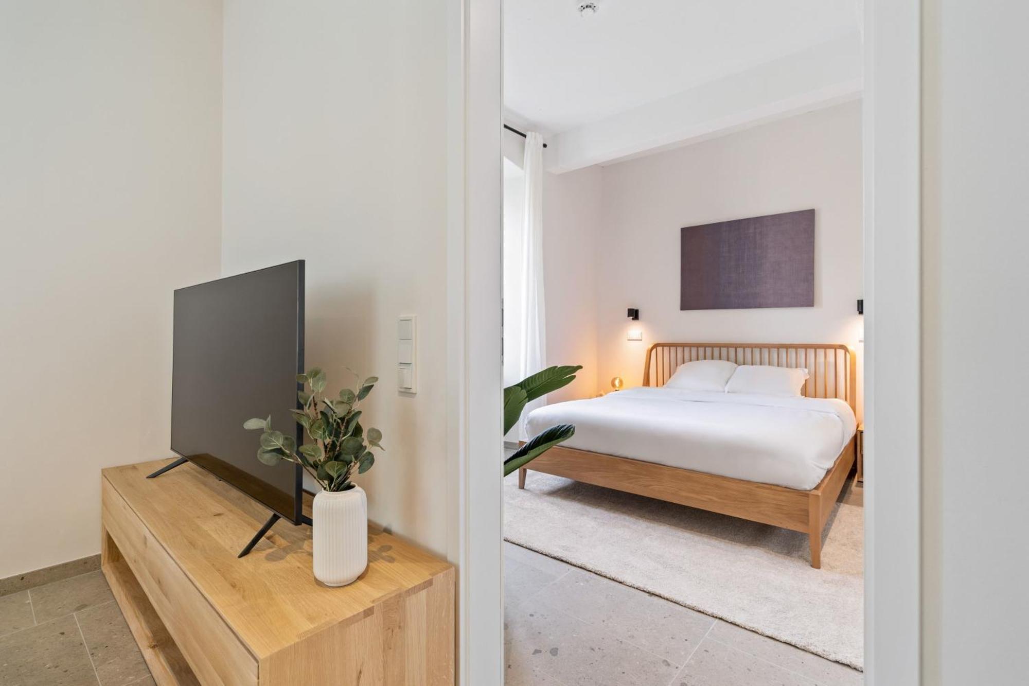 Clausen Hideaway Modern Accommodation Люксембург Экстерьер фото